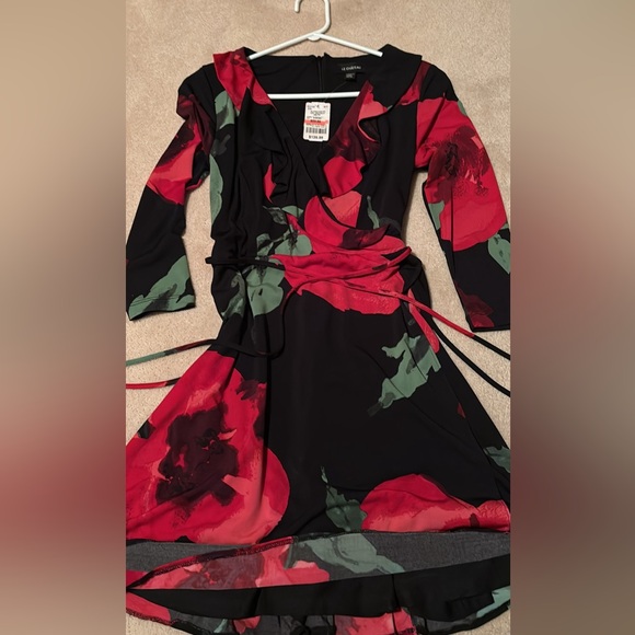 Flattering Faux Wrap Dress - Picture 1 of 2